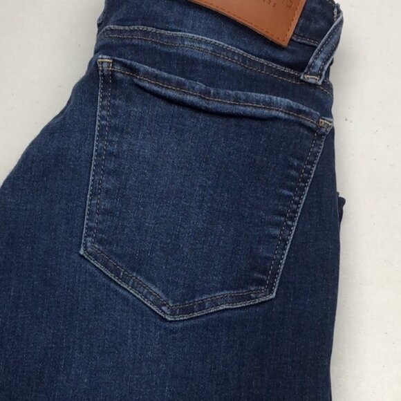 LUCKY BRAND MID-RISE SWEET STRAIGHT LEG JEANS 4/27x31 🍀 - Picture 8 of 15